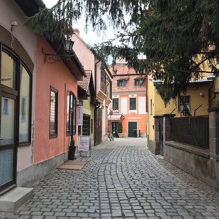 Macskako Apartman Eger Exterior foto